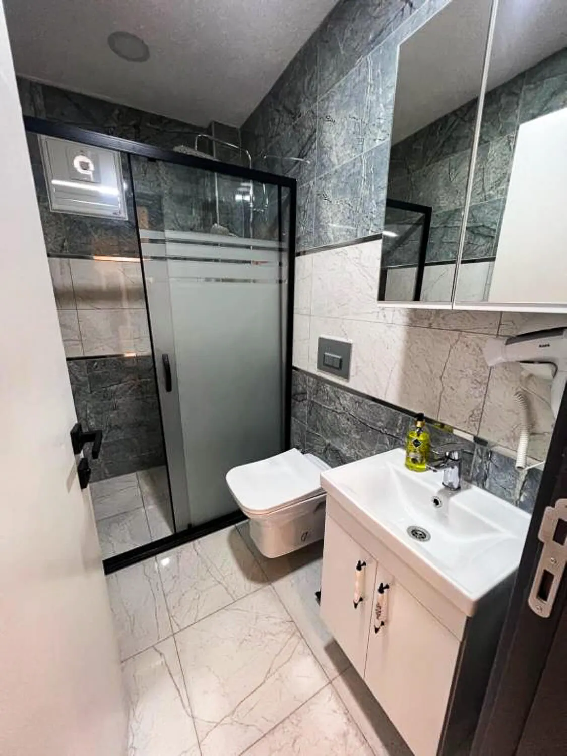 Feycem Suites Hotel