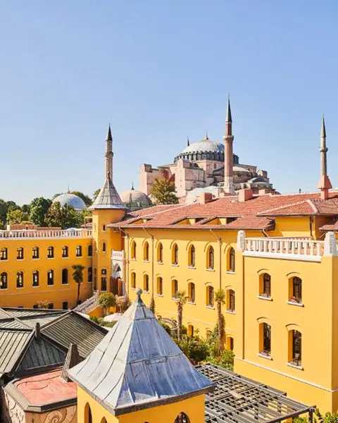 10 Best Luxury Hotels in Istanbul, Turkey - Exclusive Stays (2026)