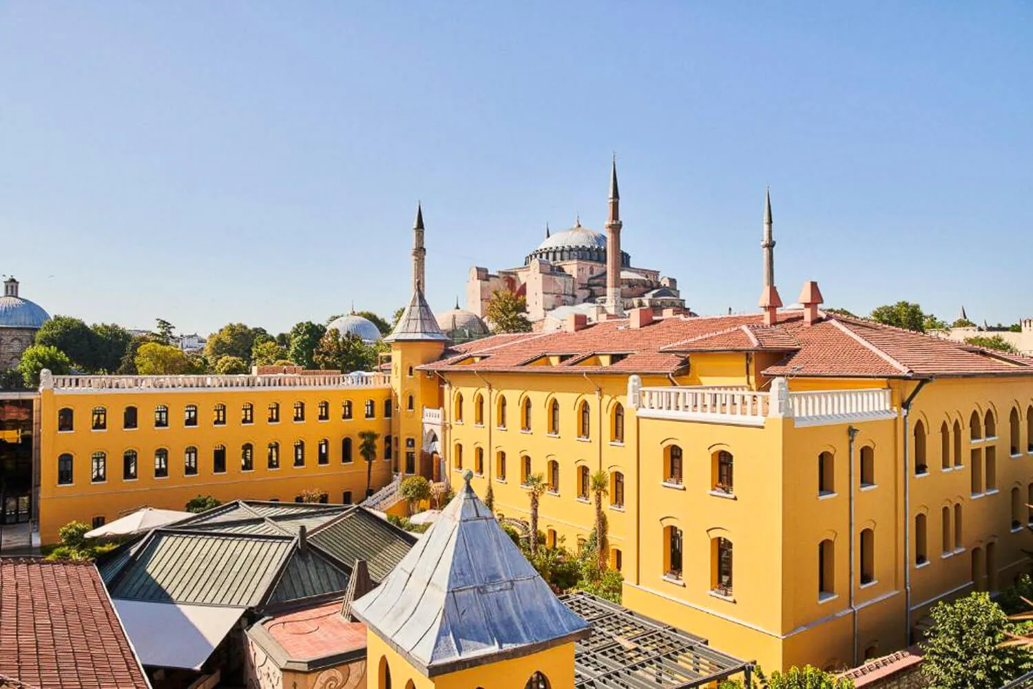 10 Best Luxury Hotels in Istanbul, Turkey