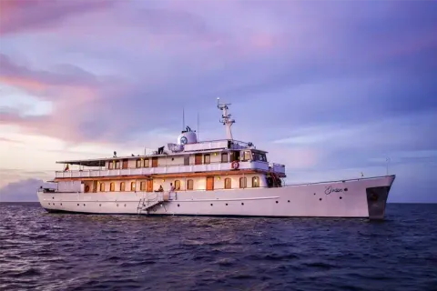 Grace Yacht from Quasar Expeditions