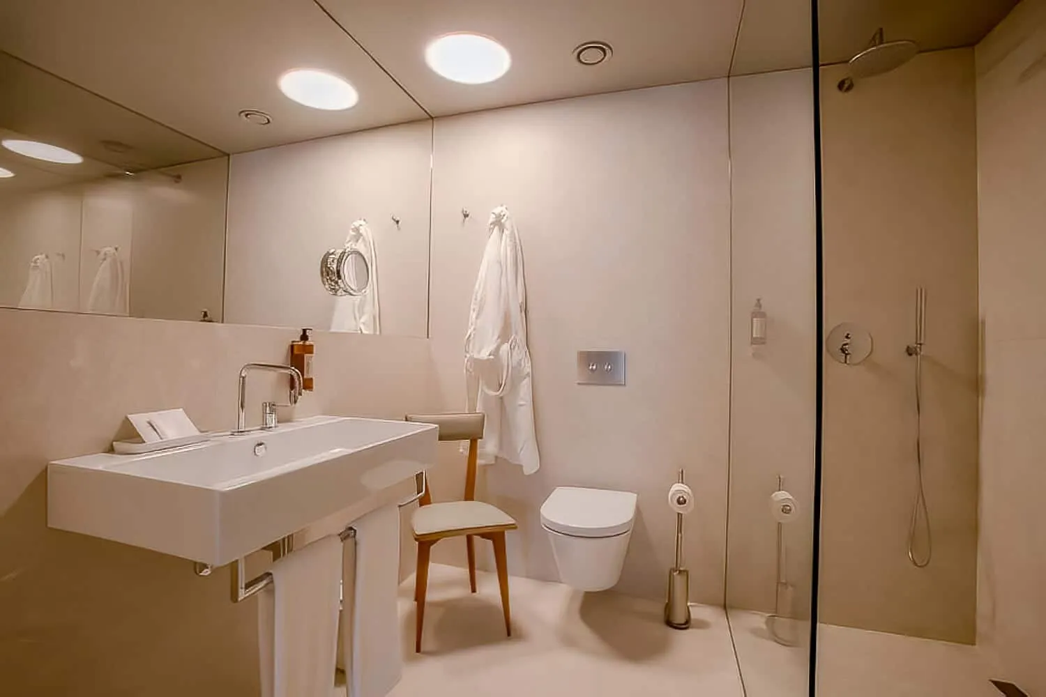 Raw Culture Art Hotel