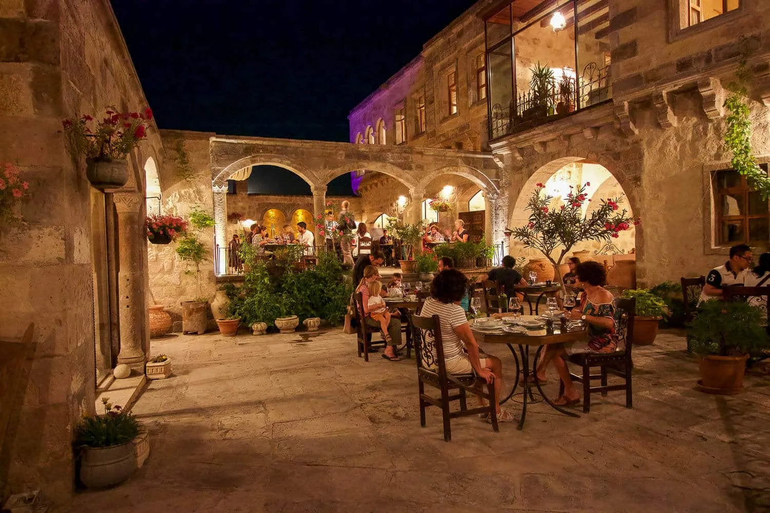 Sultan Cave Suites