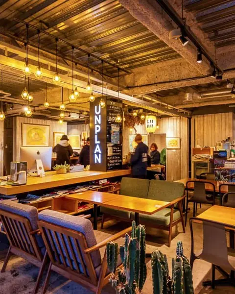 10 Best Hostels in Tokyo - The Coolest Spots (2026)