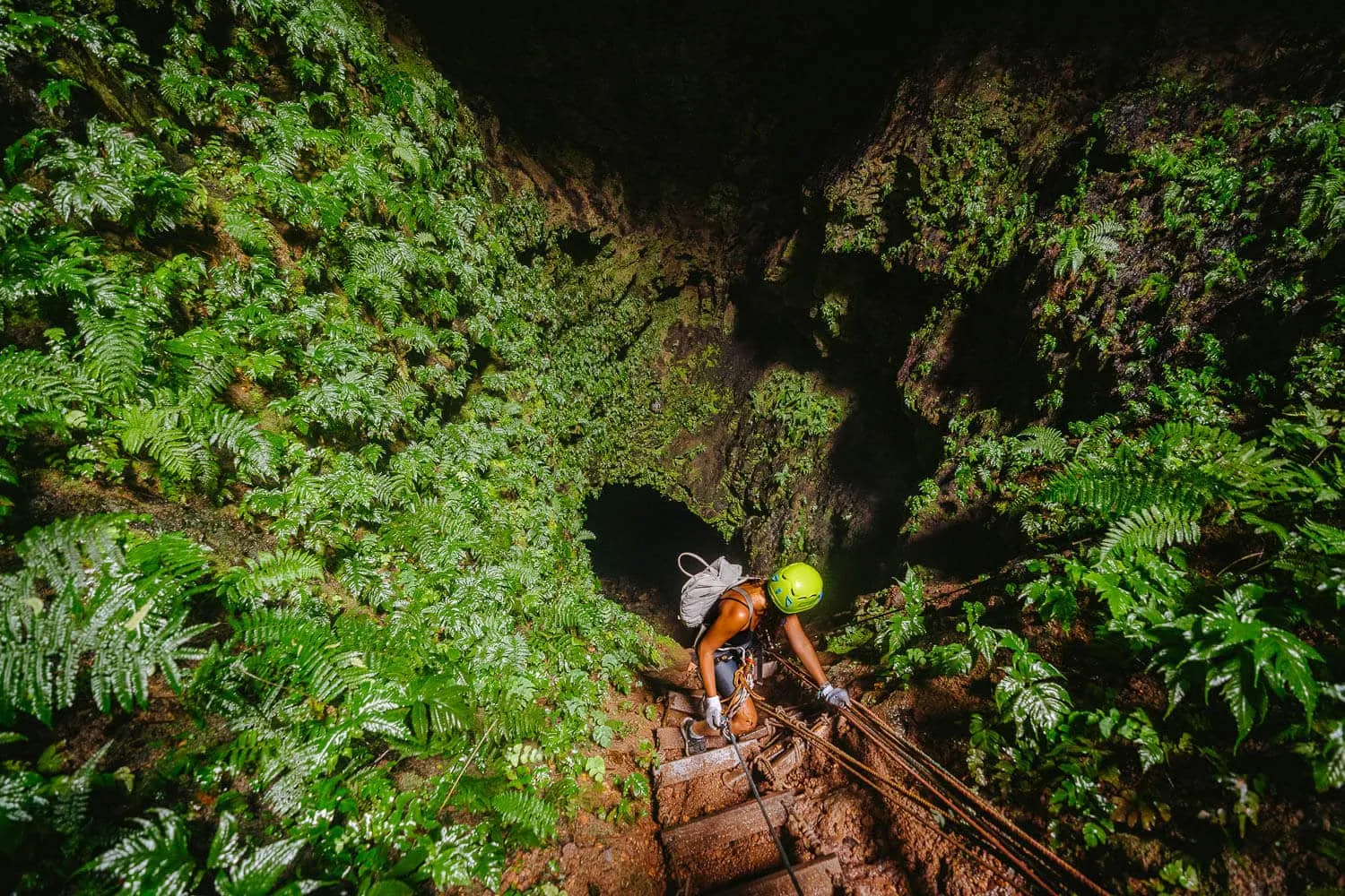 Trillizos Volcano Tour in Isabela