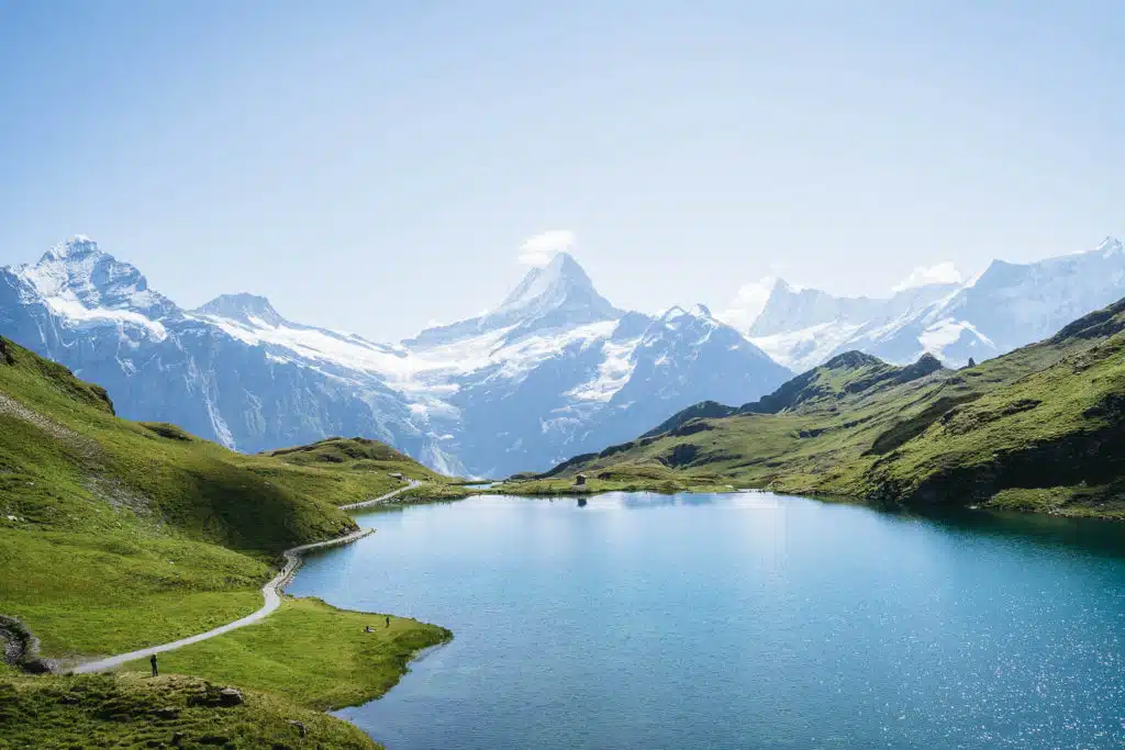 Bachalpsee Lake view to Schreckhorn