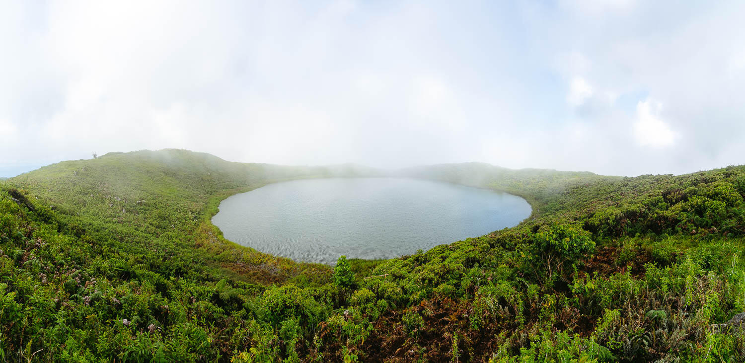 Laguna El Junco Crater, San Cristóbal, Galápagos Islands