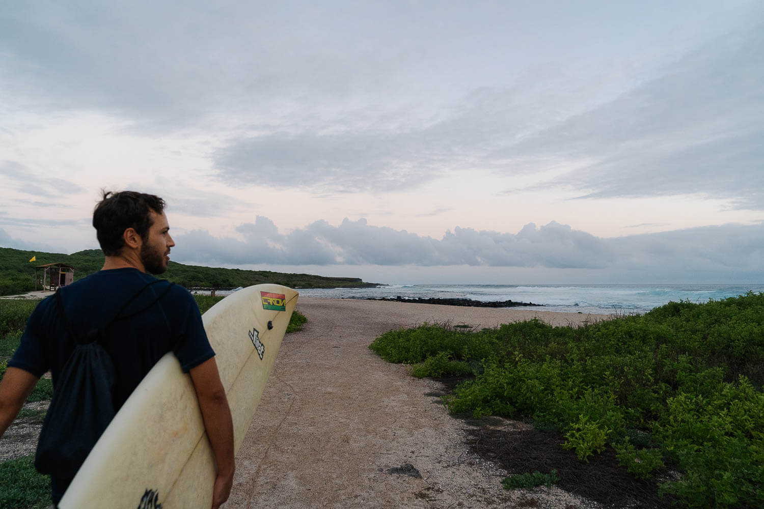 Diogo on its way to check the waves