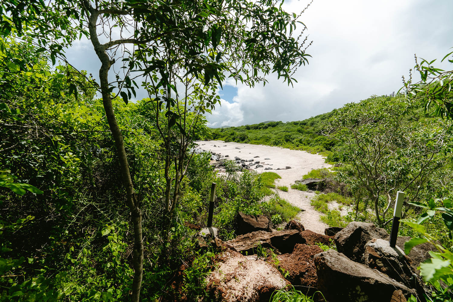 The entrance to Playa Baquerizo beach