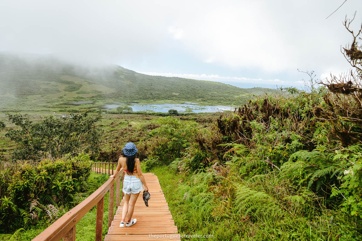 The view to the lakes under El Junco