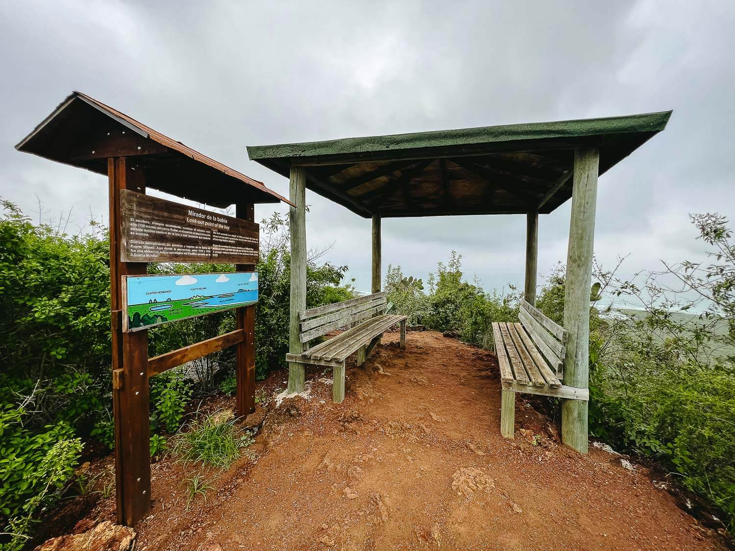 The Bay viewpoint next to El Radar Viewpoint