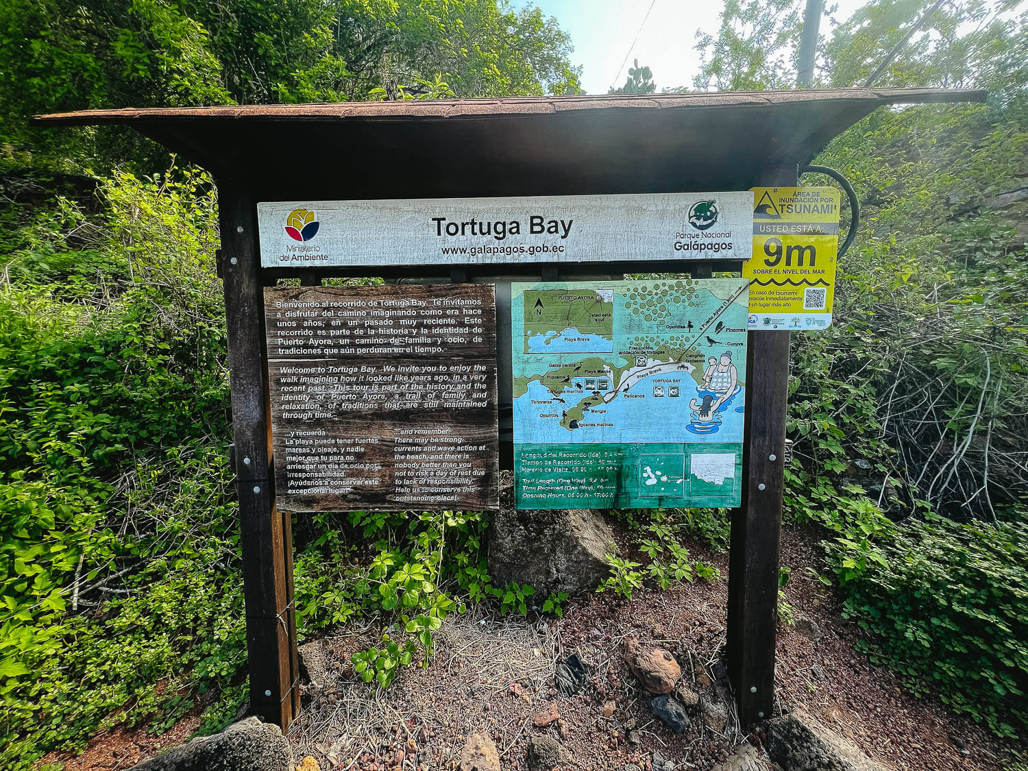 The beginning of the hike to Tortuga Bay