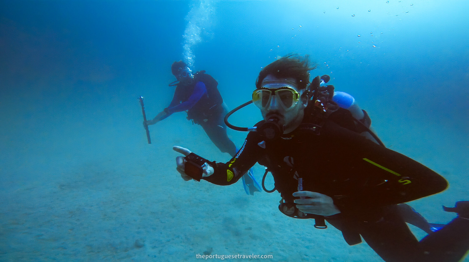 One of the divers surprised by the sightings while diving in Mosquera