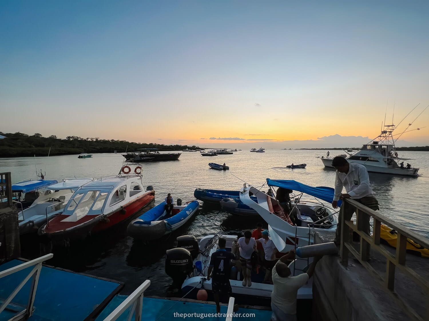 The sunset on arrival at the Itabaca Channel after the dives