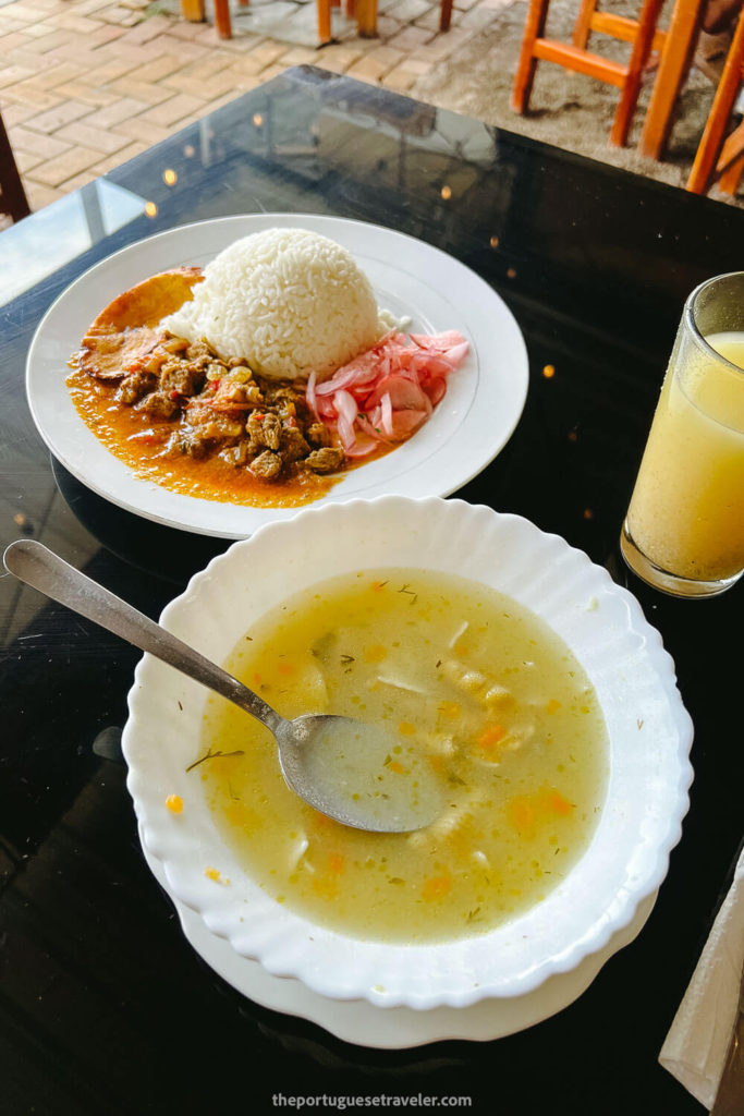 A typical Almuerzo in Galapagos, eating in Galapagos Islands on a budget