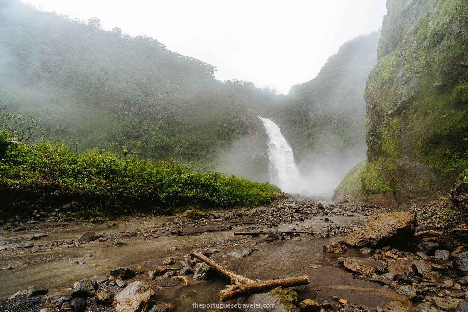 The first glimpse of the Cascada Magica del Rio Malo Waterfall