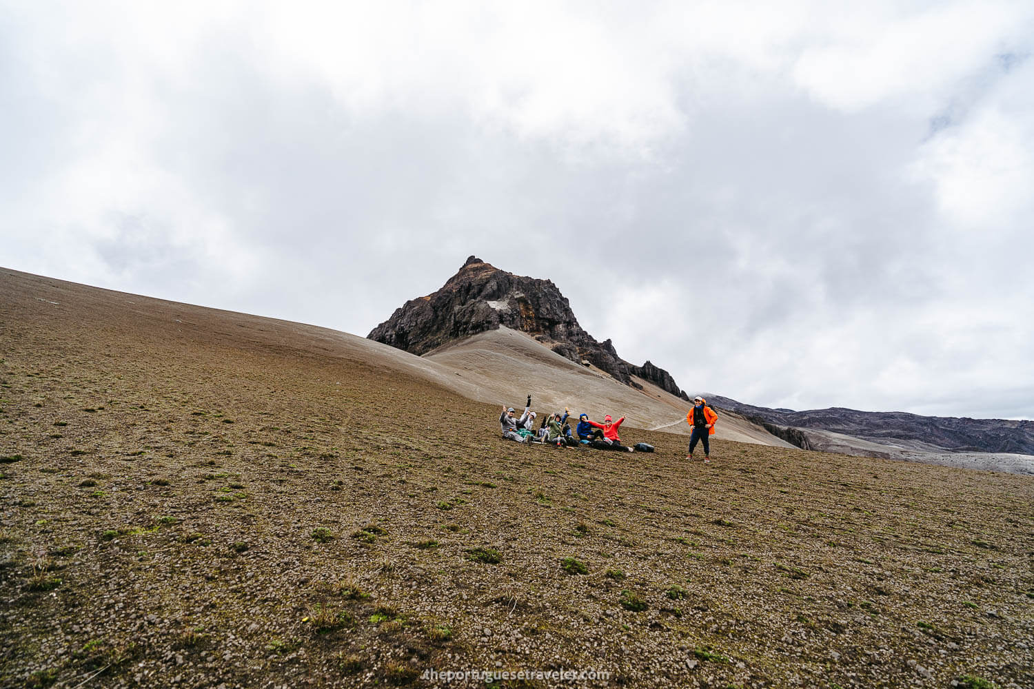 The Cerro Morurco and a group of hikers