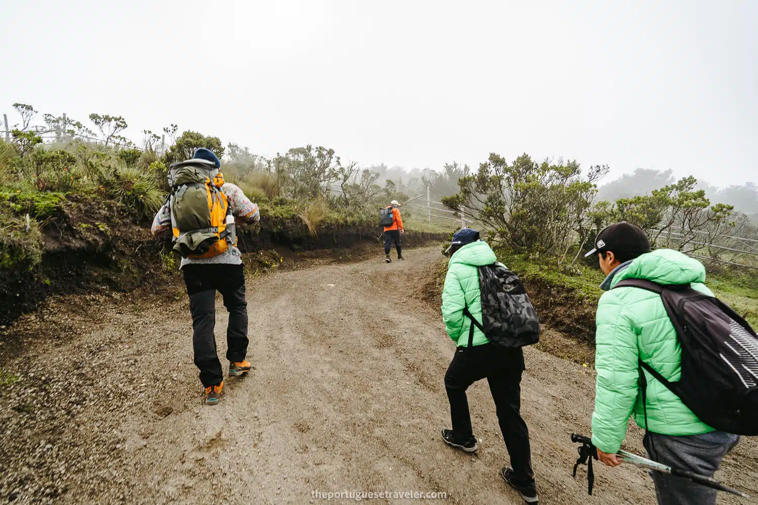 Miguel, Eddie, Edwin and Samy at the start of the hike