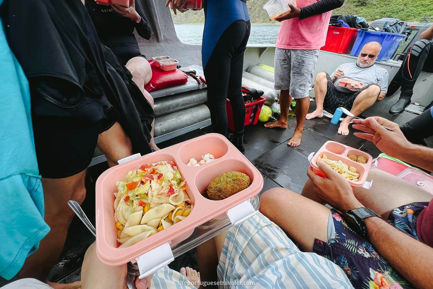 The lunch on the boat after the dives