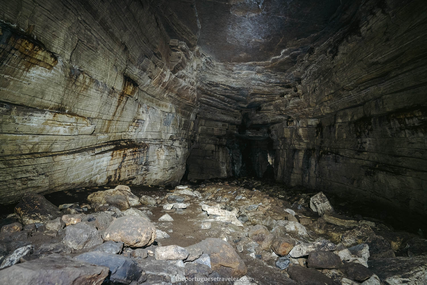 The main vault inside Cueva de Los Tayos