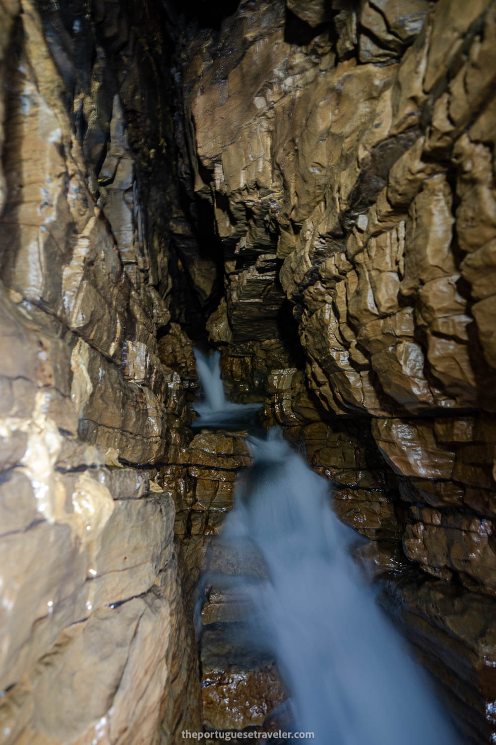 The River inside Cueva de Los Tayos