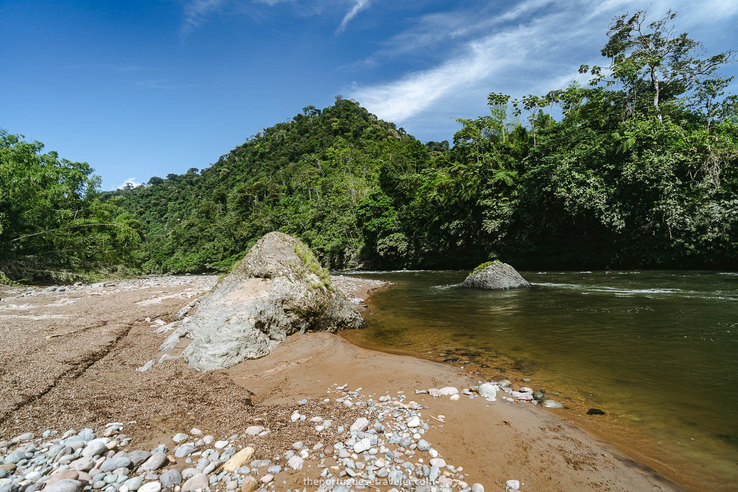 The Yuquianza River on low tide