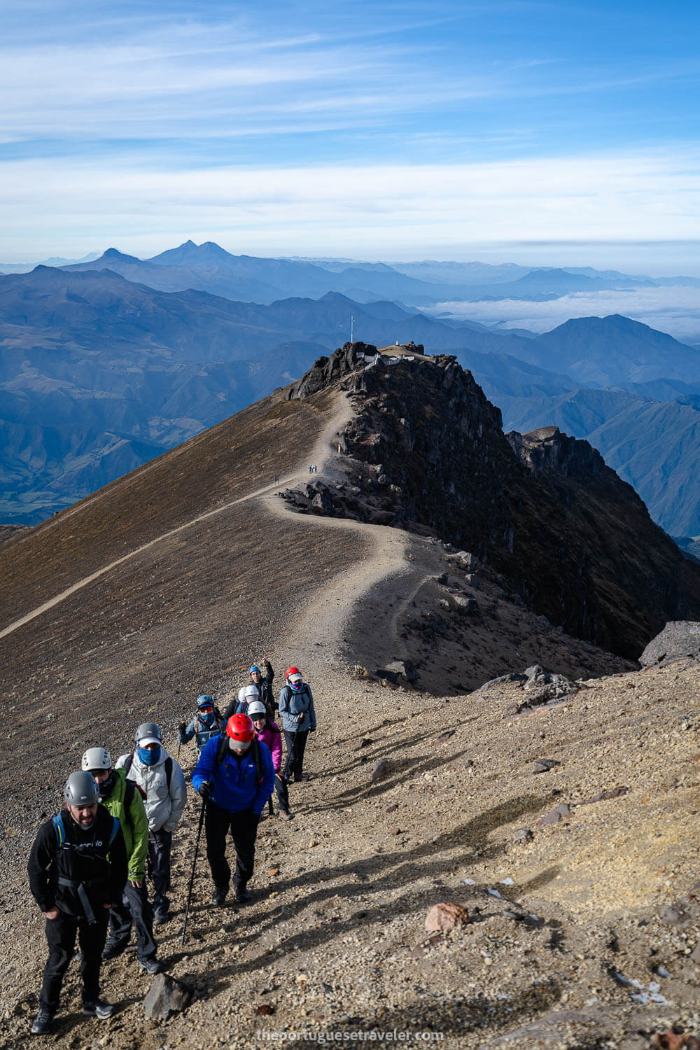 The group on its way to the summit of Guagua Pichincha's volcano