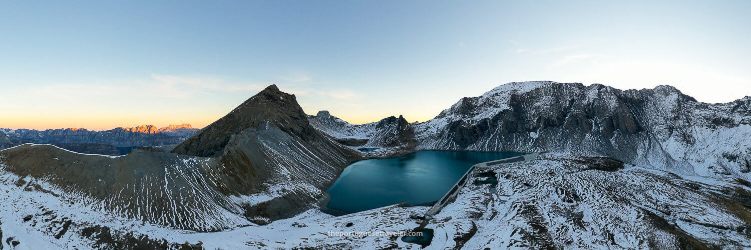A panorama of the Muttsee Lake at Sunrise
