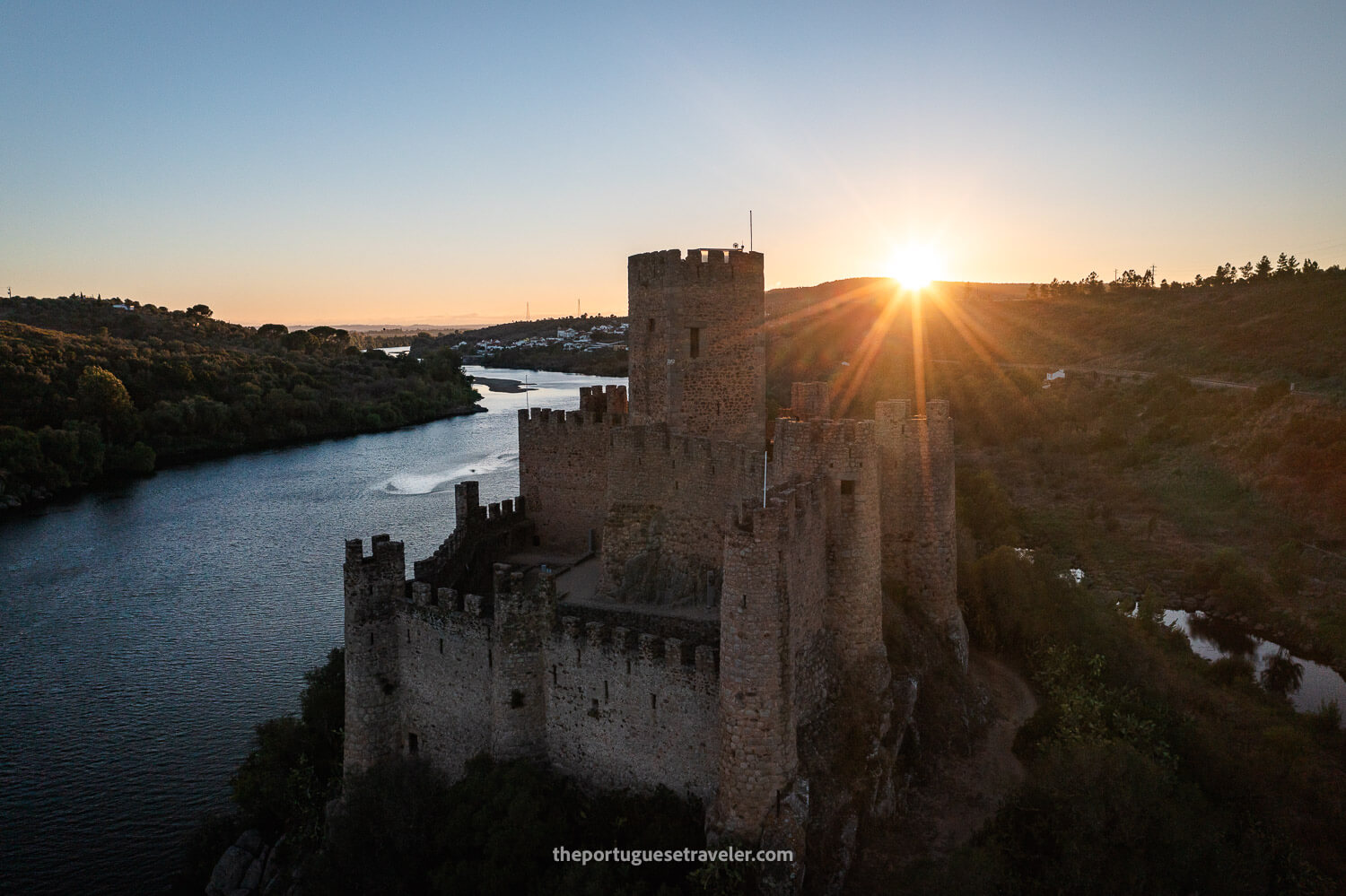 O Castelo ao Pôr do Sol