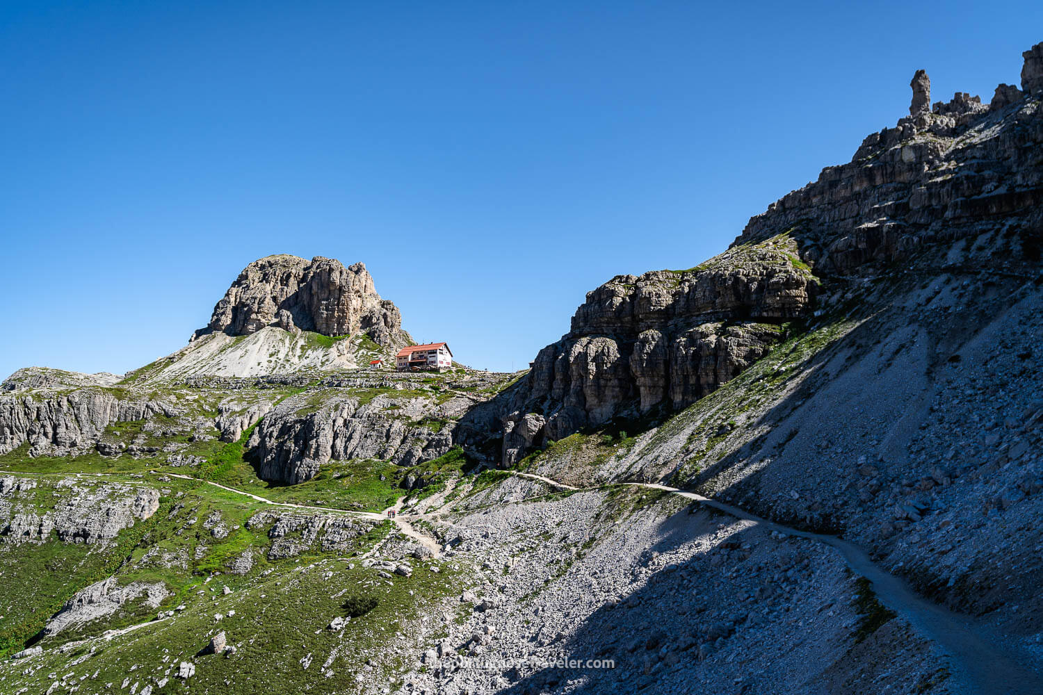 The way to Locatelli Refuge