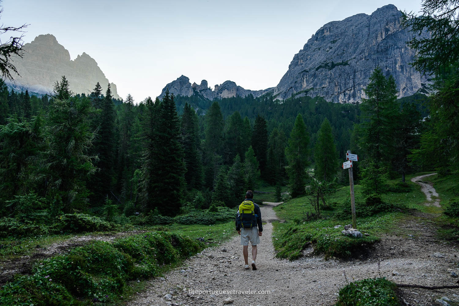 The trail 101 right after Lago Antorno