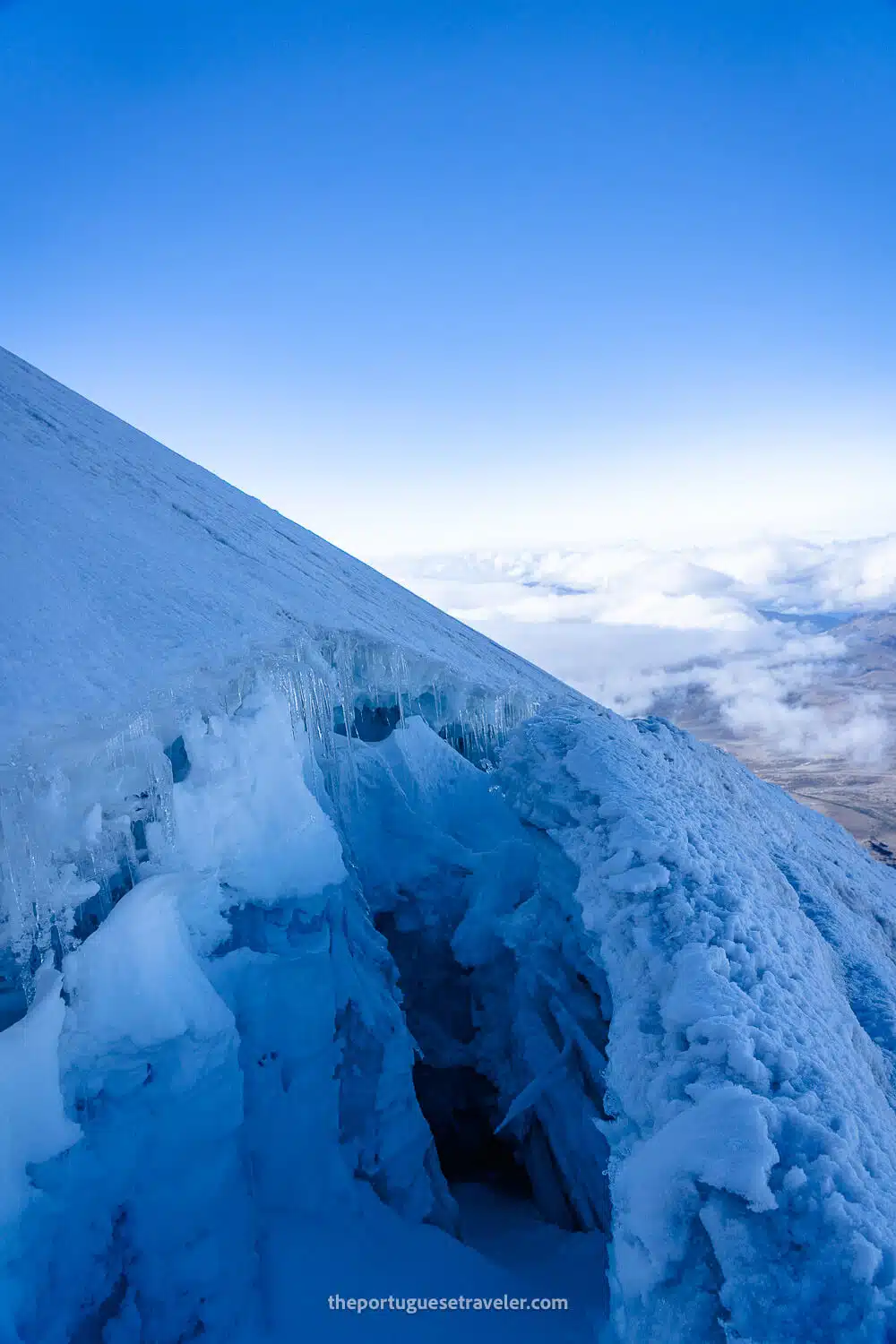 The few crevasses on the way to the summit