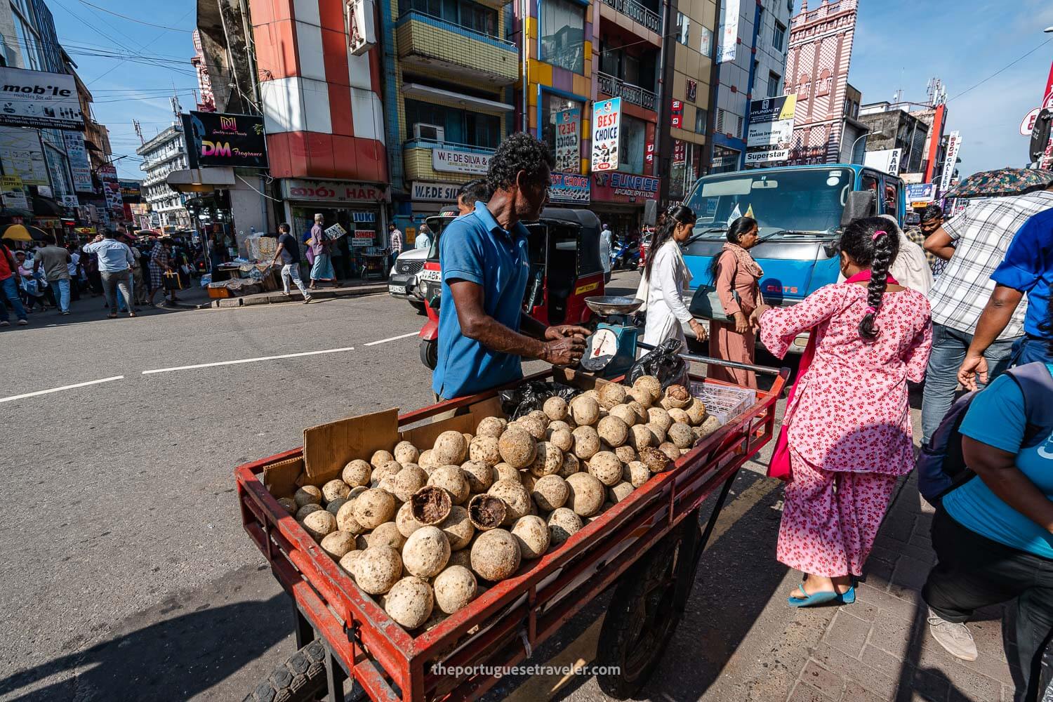 A fruit vendor at the Pettah Market