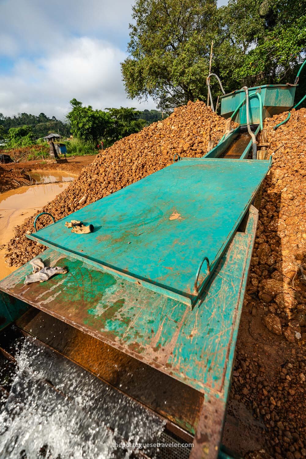 A water-filtering machine on the open-cast mine in Ratnapura