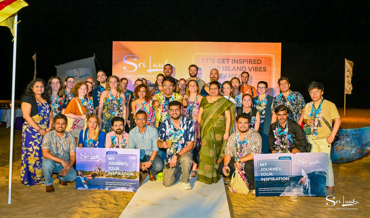 The entire Travel Creators group photo, in Colombo Sri Lanka