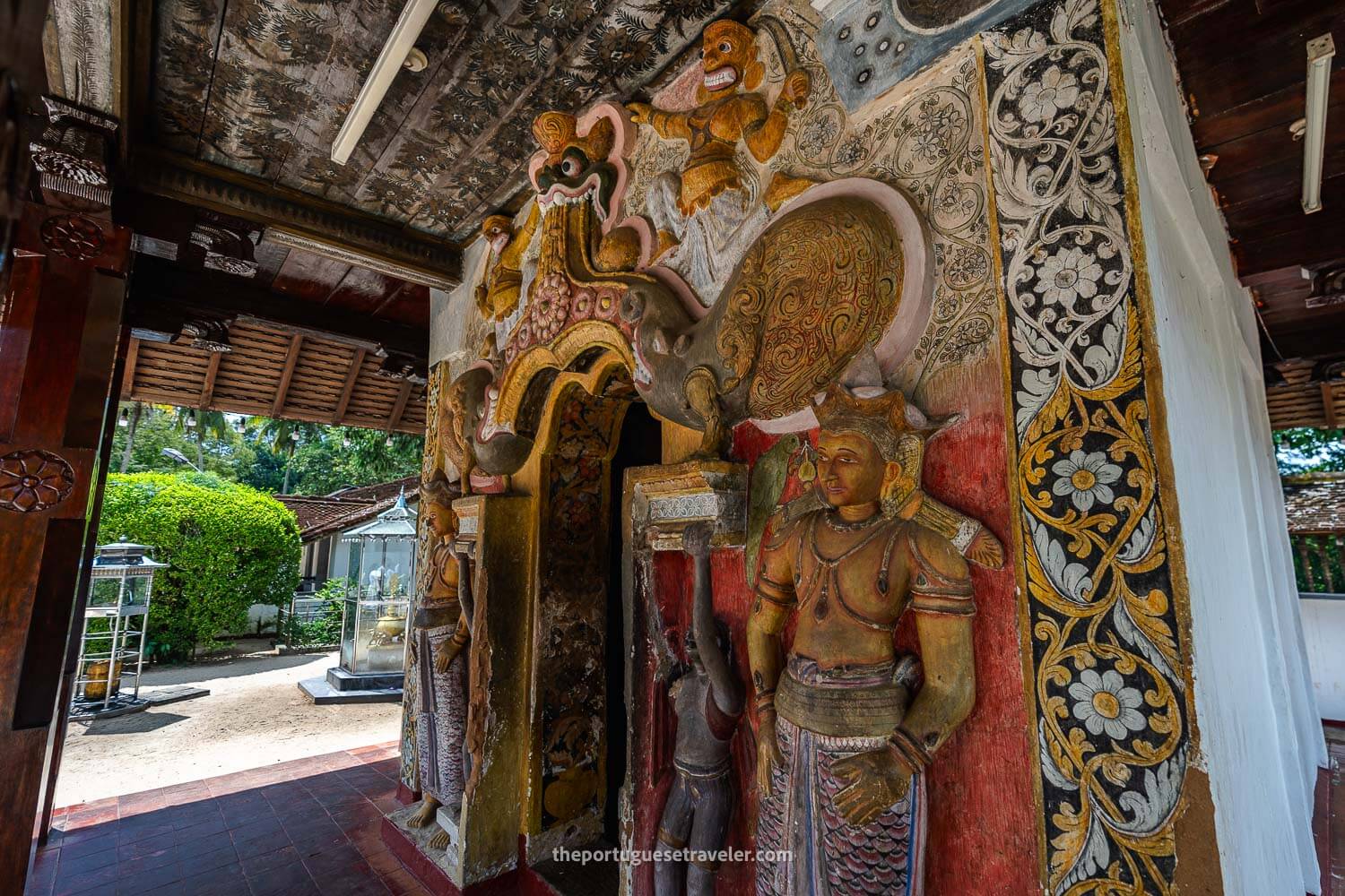 The minor temple inside the Maha Saman Dewalaya