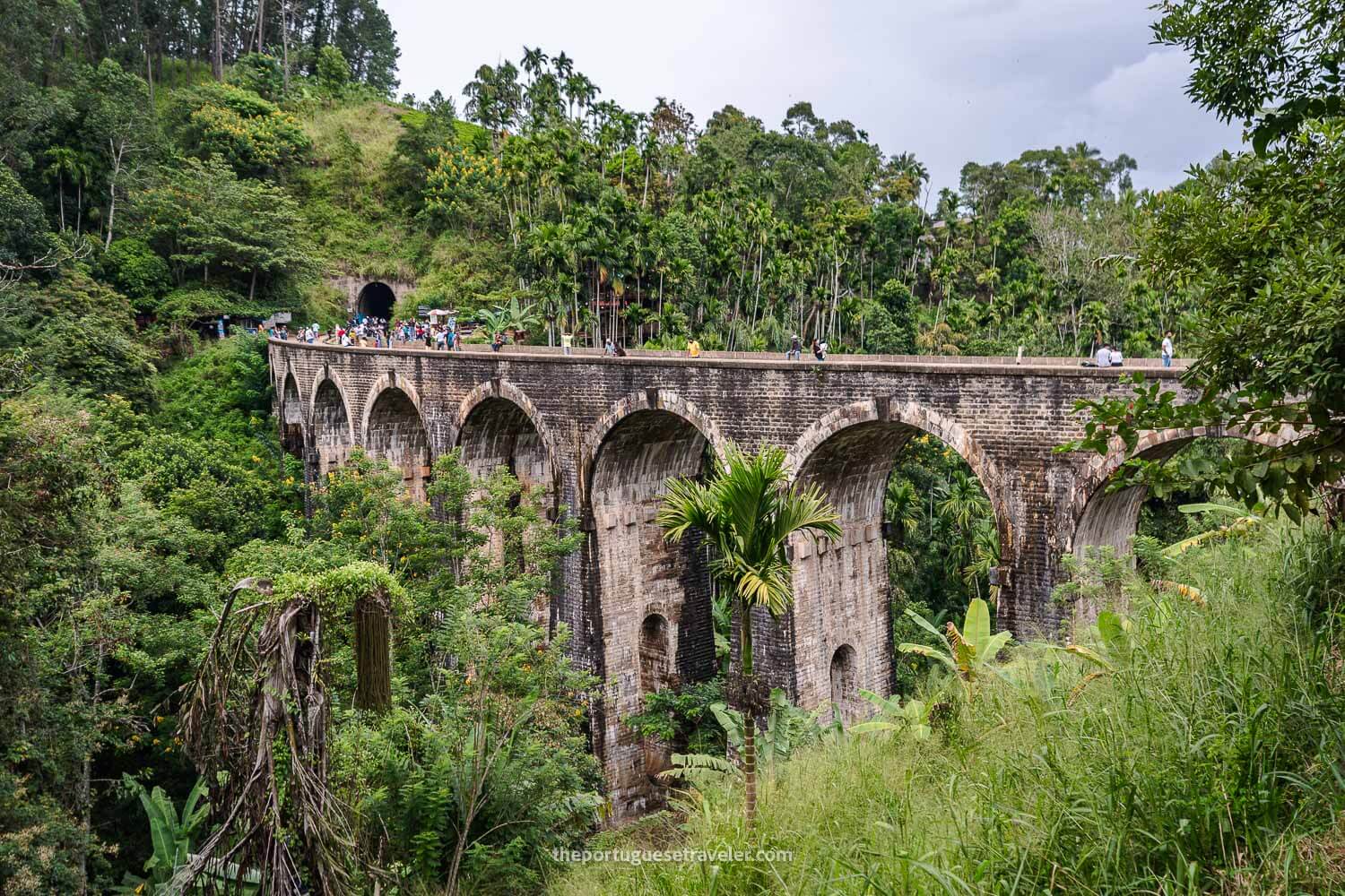 The amount of people just wanting a photo of the train in Ella, Sri Lanka