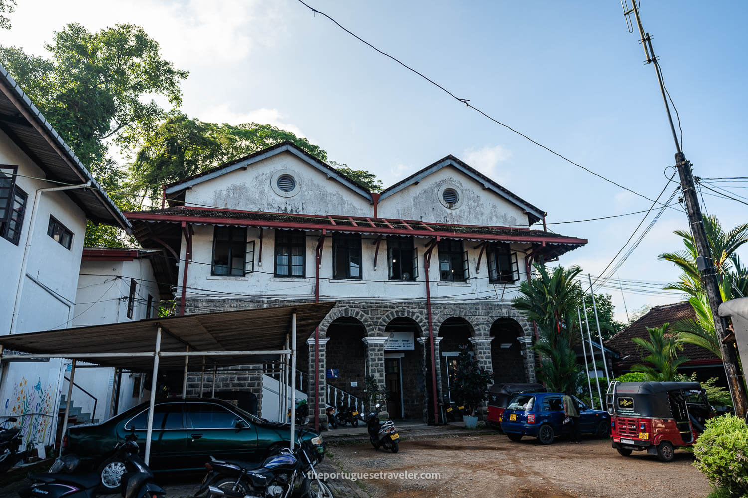 Another of the colonial buildings inside the fort in Ratnapura