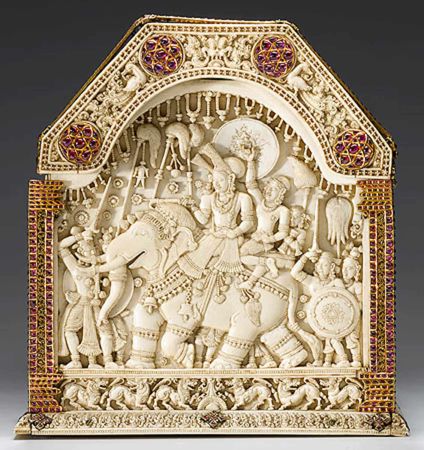 The Coronation Casket - Gift from the Kingdom of Kotte to the Ambassador of Portugal (1541) - The Portuguese in Sri Lanka