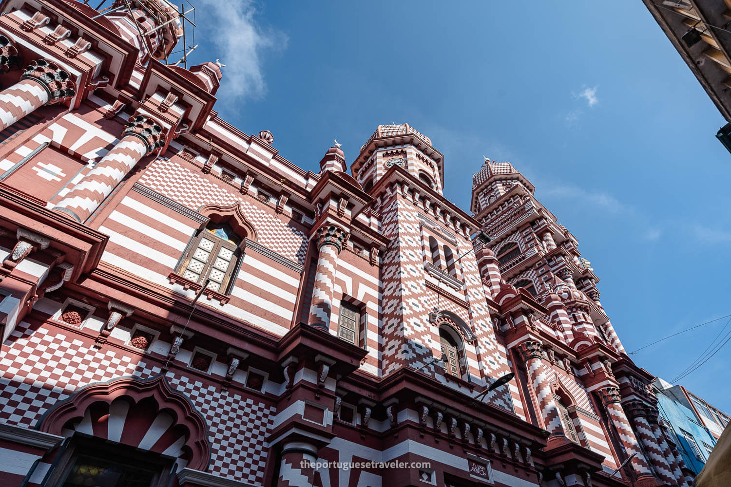 The Jami Ul-Alfar Mosque or Red Mosque in Pettah, Colombo