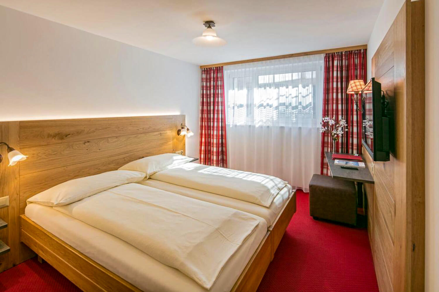 Annex Antika, one of the best hostels in Zermatt, Switzerland