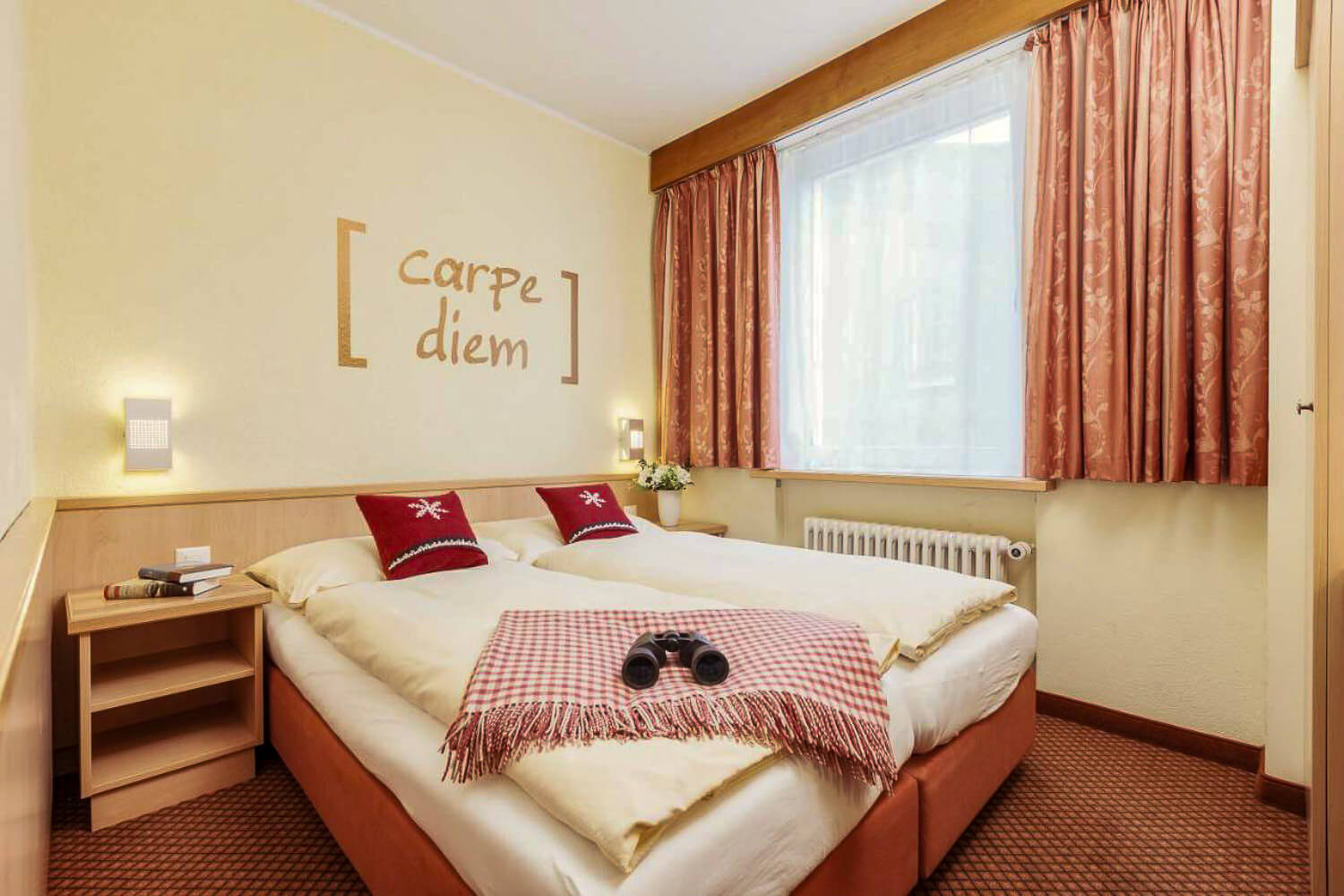 Le Petit Charme Inn