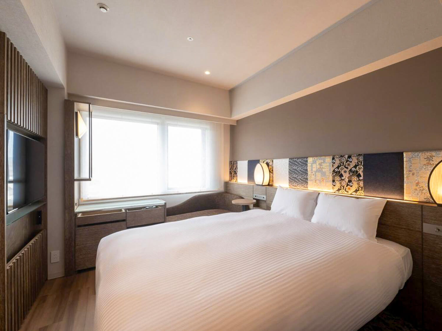The Insomnia Kyoto Oike Hotel