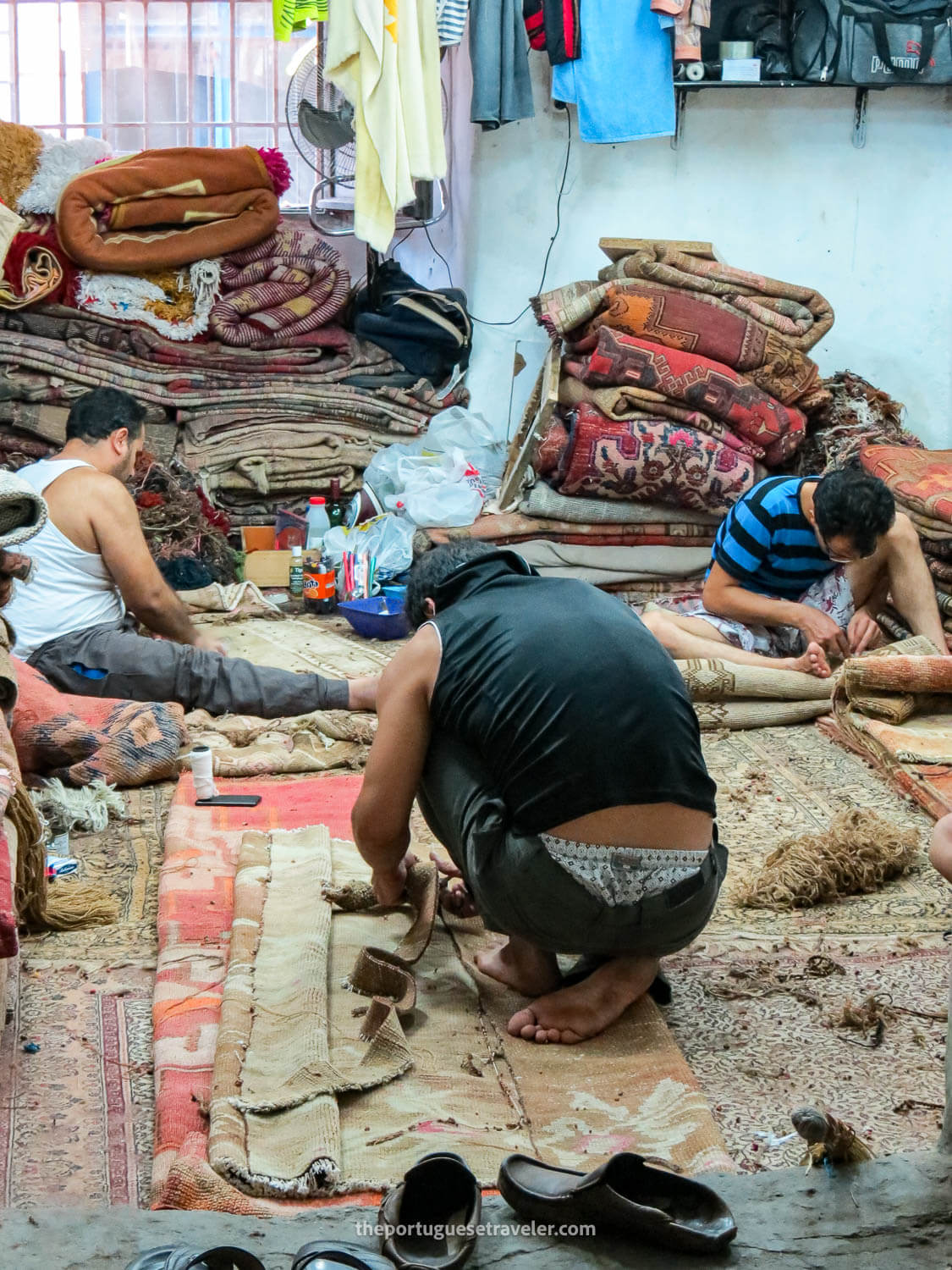 A carpet workshop in Büyük Valide Han
