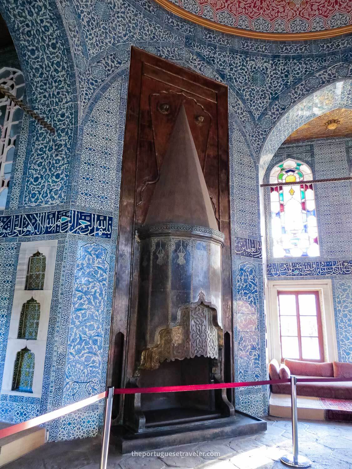 The blue tiles inside the Topkapi Palace
