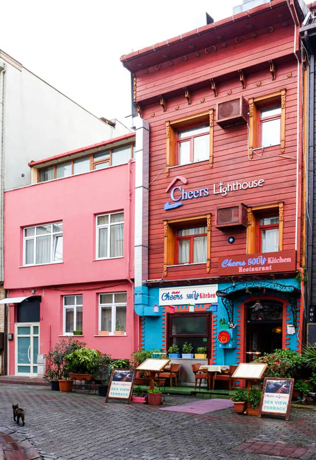 Cheers Lighthouse Hostel in Istanbul