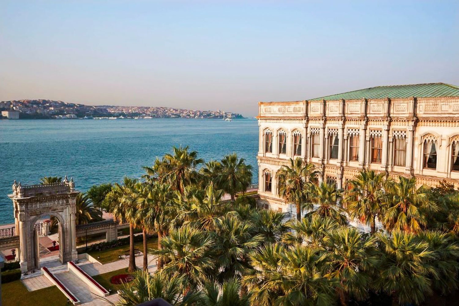 Ciragan Palace Kempisnki